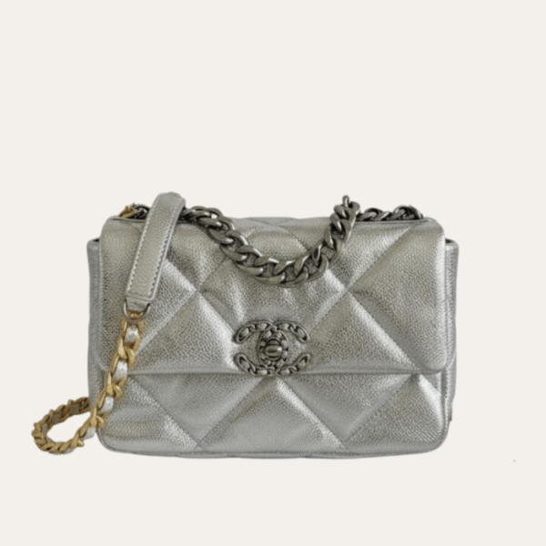 Chanel 19 Flap 包袋 银色 10.2 英寸