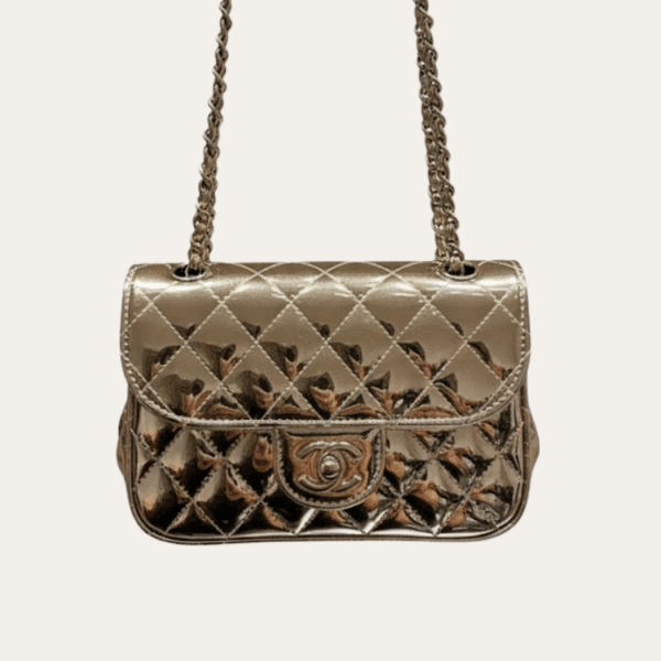 Chanel Flap 包袋金色，星星吊饰 7.5 英寸