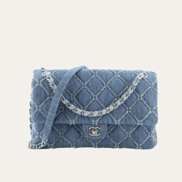 Chanel Cc 链式翻盖绗缝牛仔布 Jumbo 蓝色 9.8 英寸
