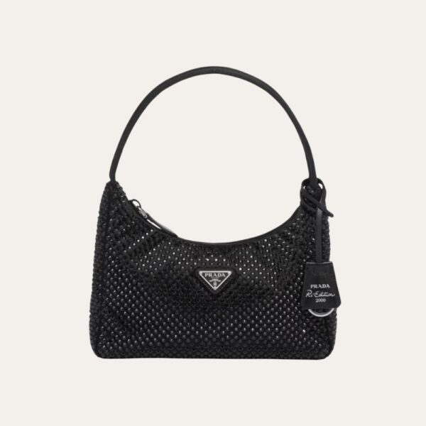 Prada Re Edition Satin Mini 包袋，一个水晶黑色 8.3 英寸 1Bc515 2Awl F0002 V Ooo
